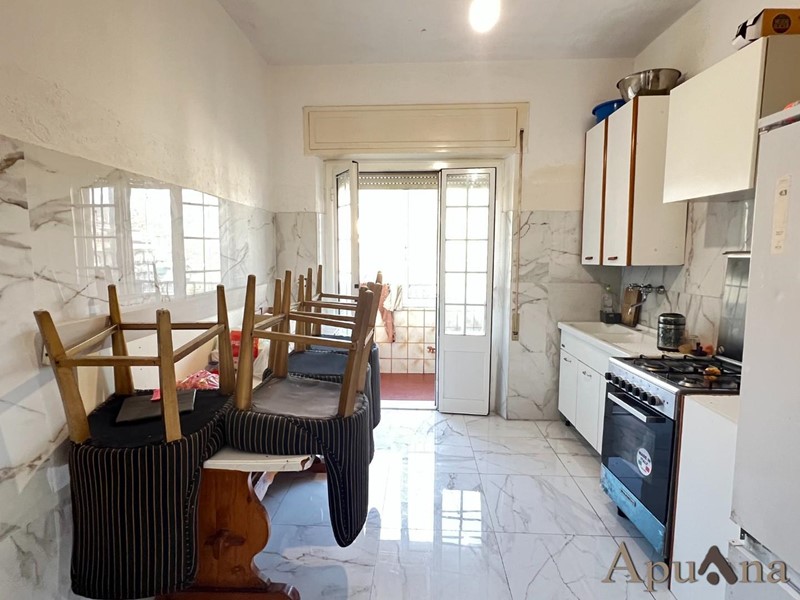 Quadrilocale in Vendita a Massa, 170'000&euro;, 84 m², arredato