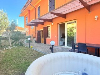 Appartamento in Vendita a Monsummano Terme, 185'000&euro;, 130 m²
