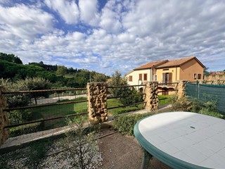 Quadrilocale in Vendita a Guardistallo, 176'000&euro;, 70 m², arredato, con Box