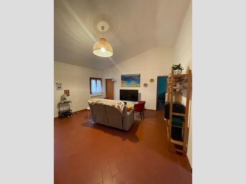 Trilocale in Vendita a Vicopisano, zona San Giovanni Alla Vena, 108'000&euro;, 80 m², arredato