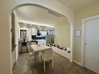 Quadrilocale in Vendita a Porcari, 215'000&euro;, 100 m²