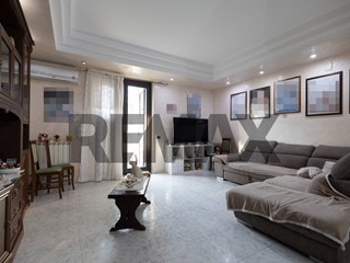 Quadrilocale in Vendita a Mascalucia, 205'000&euro;, 126 m²