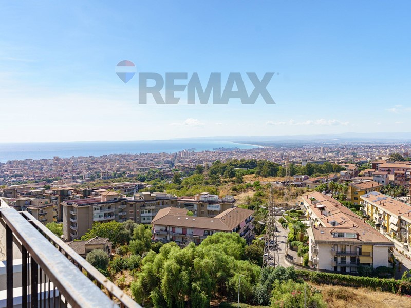 Attico in Vendita a Tremestieri Etneo, 187'000&euro;, 142 m²