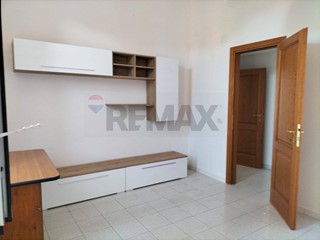 Quadrilocale in Vendita a Piombino, 99'000&euro;, 70 m²