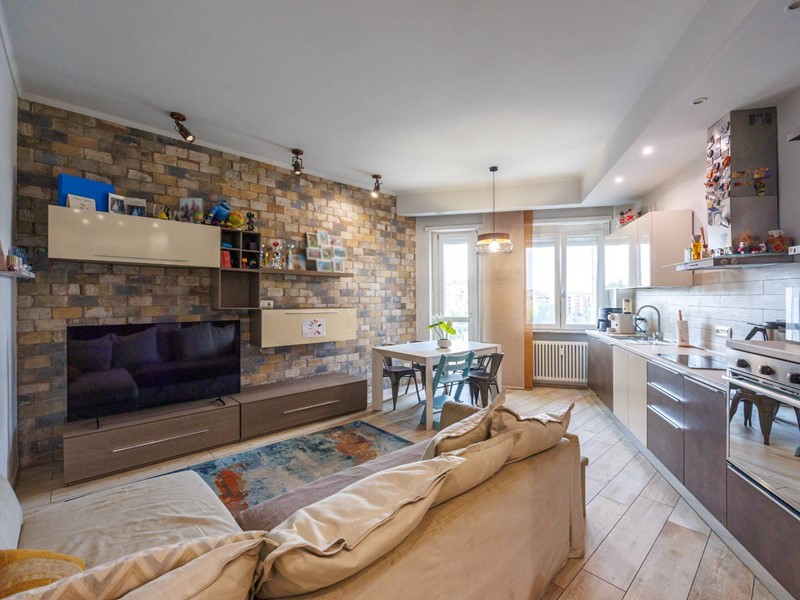 Trilocale in Vendita a Torino, 265'000&euro;, 110 m²