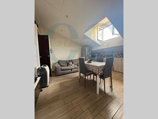 Attico in Vendita a Corsico, 110'000&euro;, 38 m²