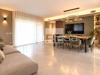 Quadrilocale in Vendita a Salzano, 302'000&euro;, 161 m²