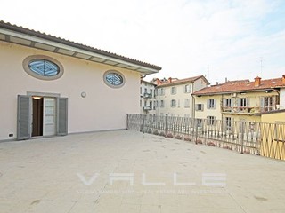 Trilocale in Affitto a Bergamo, 2'050&euro;, 140 m²