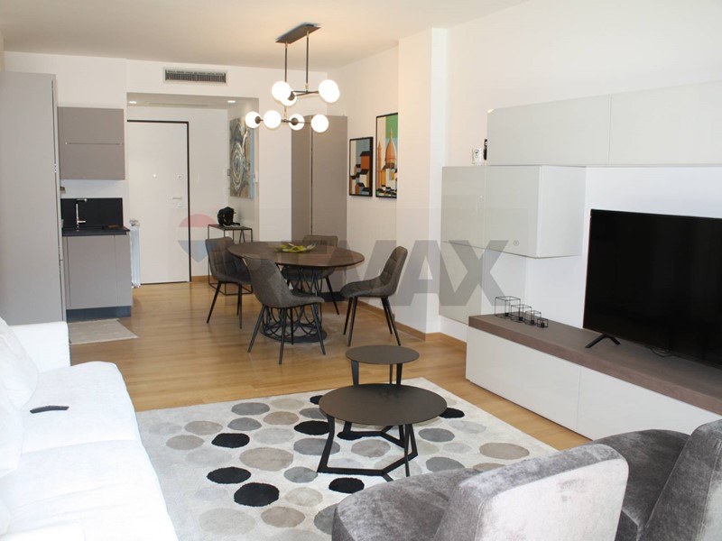 Quadrilocale in Affitto a Catania, 870&euro;, 70 m², con Box