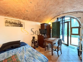 Monolocale in Affitto a Siena, zona Scacciapensieri, 370&euro;, 30 m², arredato