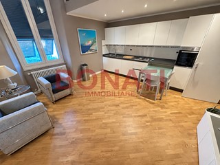 Bilocale in Affitto a La Spezia, zona Periferia Est, 1'300&euro;, 85 m², arredato