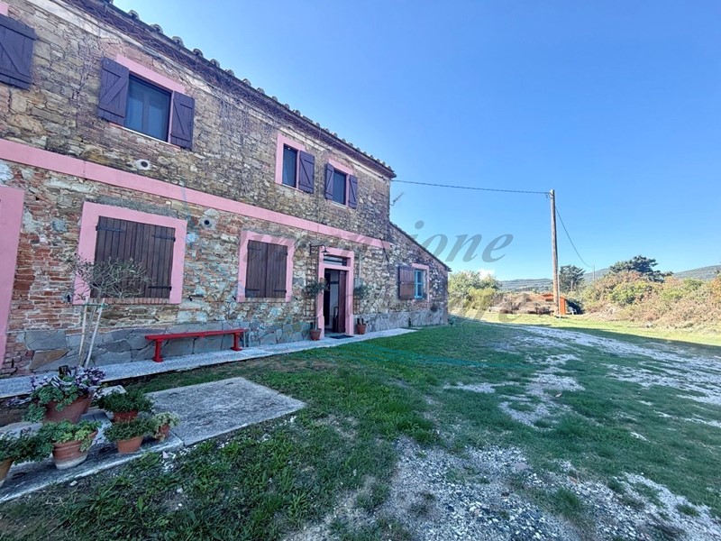 Bilocale in Vendita a Rosignano Marittimo, 40'000&euro;, 38 m²