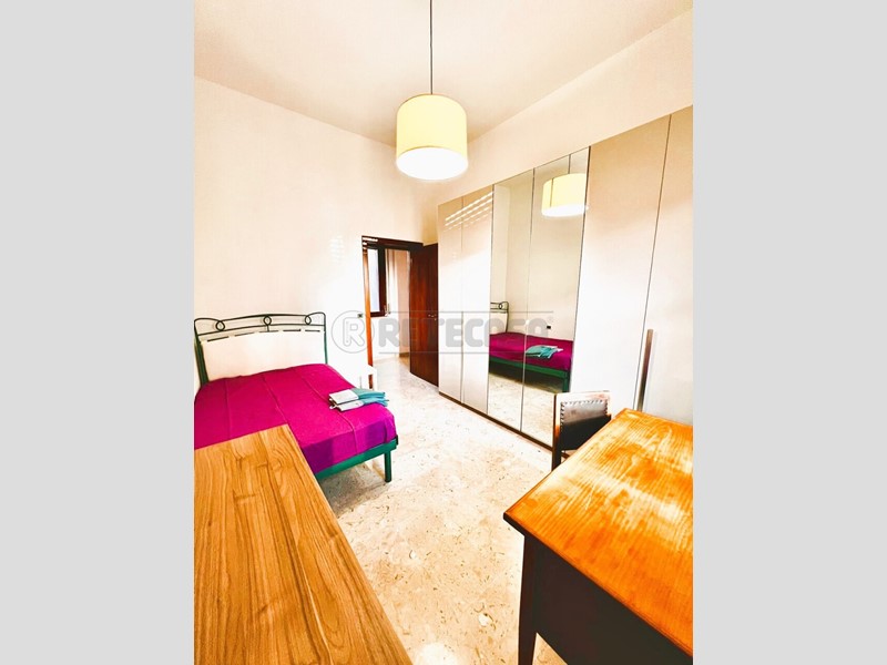 Quadrilocale in Affitto a Pescara, 350&euro;, 120 m², arredato