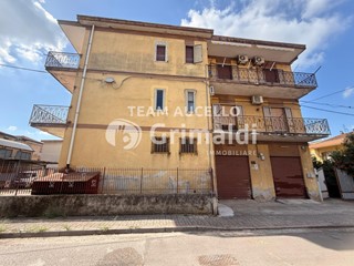 Quadrilocale in Vendita a Montecorvino Pugliano, 165'000&euro;, 142 m²