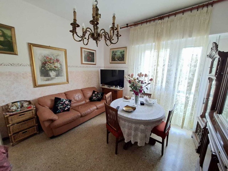 Appartamento in Vendita a Bologna, 197'000&euro;, 83 m², arredato