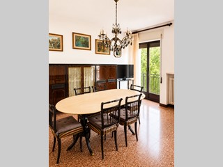 Appartamento in Vendita a Bologna, zona Barca, 200'000&euro;, 85 m²