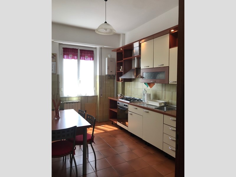 Quadrilocale in Vendita a La Spezia, zona PORTO, 179'000&euro;, 90 m², arredato