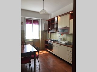 Quadrilocale in Vendita a La Spezia, zona PORTO, 179'000&euro;, 90 m², arredato