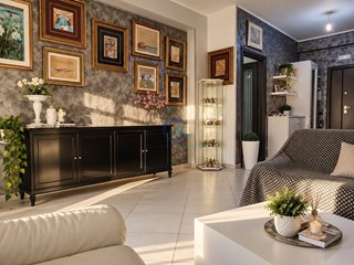 Quadrilocale in Affitto a Catanzaro, zona Lido Corso, 1'200&euro;, 130 m², arredato