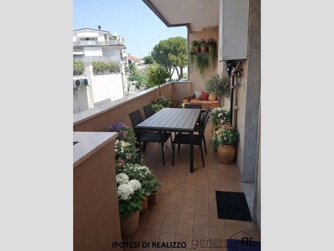 Trilocale in Vendita a Pescara, 280'000&euro;, 140 m²