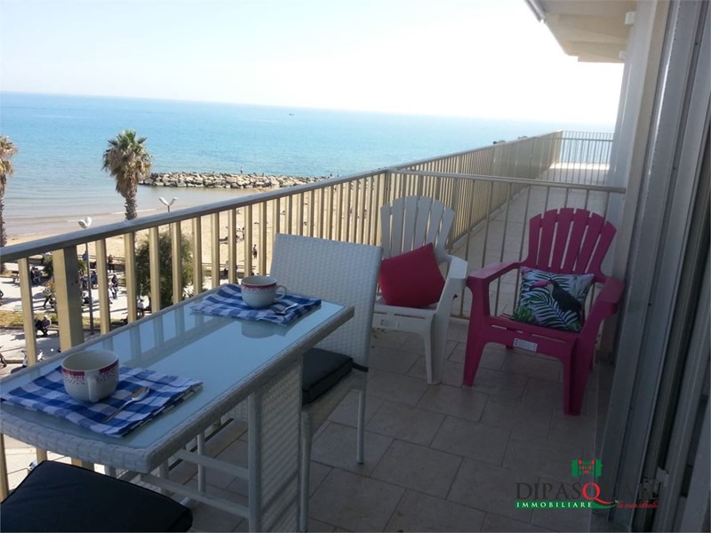 Appartamento in Affitto a Ragusa, 1'200&euro;, 140 m²
