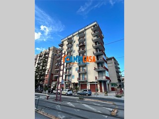 Appartamento in Affitto a Palermo, 650&euro;, 130 m²