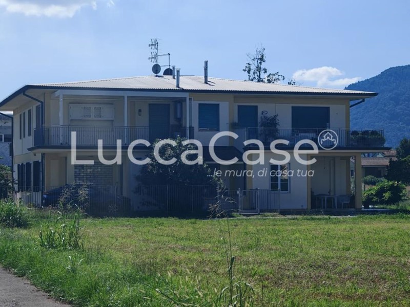 Quadrilocale in Affitto a Lucca, zona San Concordio Contrada, 1'150&euro;, 120 m², arredato