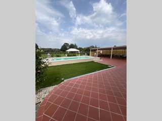 Trilocale in Affitto a Carrara, zona Marina di Carrara, 700&euro;, 55 m², arredato