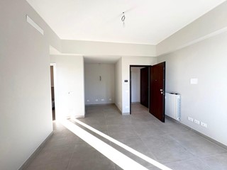 Trilocale in Vendita a Empoli, zona Santa Maria a Ripa, 219'000&euro;, 60 m², con Box