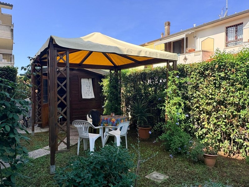 Trilocale in Vendita a Castagneto Carducci, zona Donoratico, 190'000&euro;, 55 m², arredato