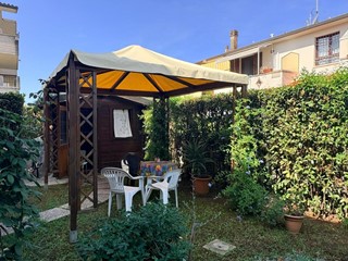 Trilocale in Vendita a Castagneto Carducci, zona Donoratico, 190'000&euro;, 55 m², arredato
