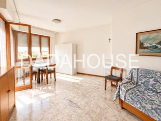 Appartamento in Vendita a Pisa, 280'000&euro;, 110 m², con Box