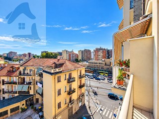 Bilocale in Vendita a Torino, 79'000&euro;, 58 m²
