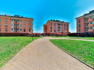 Trilocale in Vendita a Sulbiate, 255'000&euro;, 106 m²