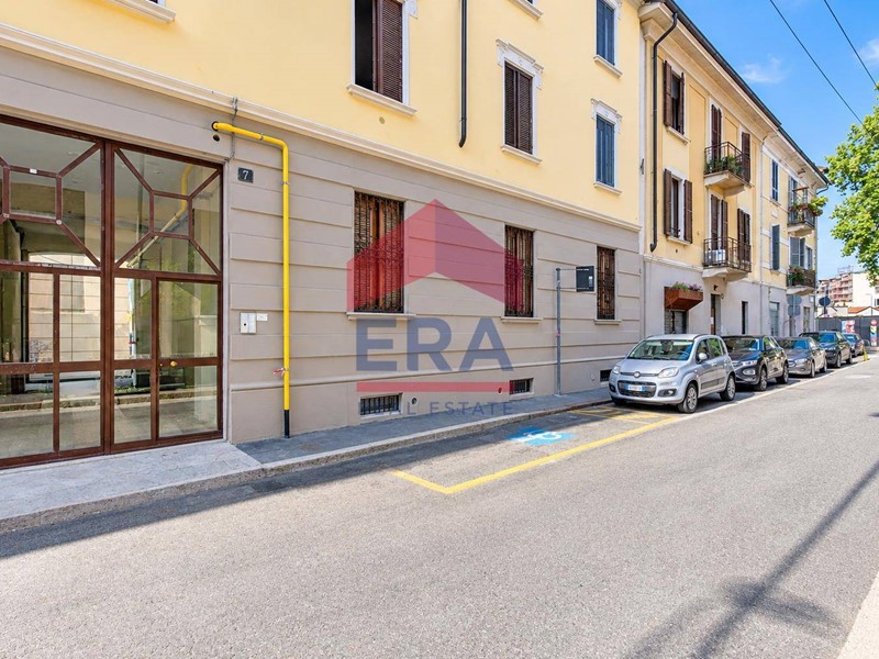 Bilocale in Vendita a Milano, 325'000&euro;, 64 m²