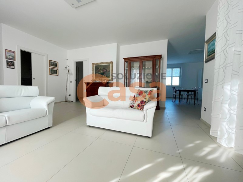 Quadrilocale in Vendita a Rottofreno, 270'000&euro;, 125 m²