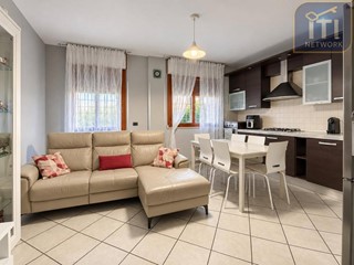 Appartamento in Vendita a Roma, 187'500&euro;, 80 m²
