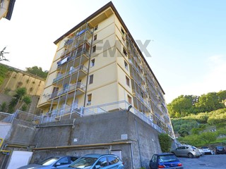 Appartamento in Vendita a Genova, 83'000&euro;, 76 m²