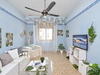 Appartamento in Vendita a Catania, 58'000&euro;, 89 m²