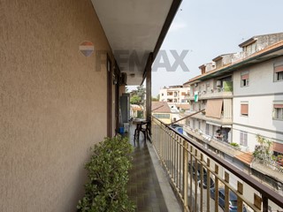 Appartamento in Vendita a Sant'Agata li Battiati, 169'000&euro;, 120 m²