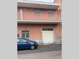 Quadrilocale in Vendita a Misterbianco, 130'000&euro;, 136 m²