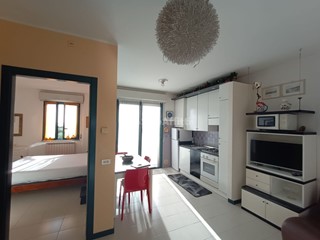 Bilocale in Affitto a Fano, 450&euro;, 49 m²