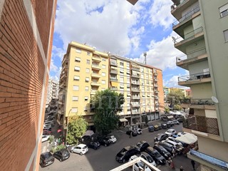 Bilocale in Vendita a Roma, 219'000&euro;, 50 m²
