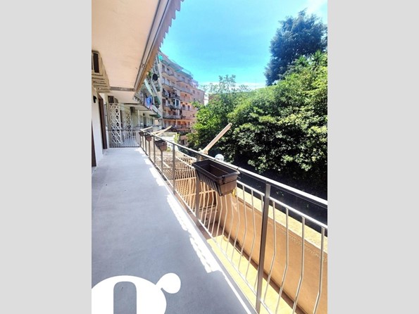 Trilocale in Affitto a Napoli, 1'500&euro;, 85 m², arredato