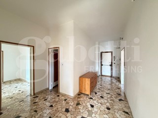 Quadrilocale in Vendita a Bologna, 289'000&euro;, 115 m²