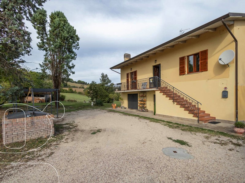 Appartamento in Affitto a Fratta Todina, 650&euro;, 115 m², con Box