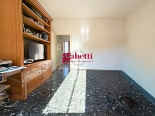 Quadrilocale in Vendita a Firenze, 310'000&euro;, 90 m², con Box