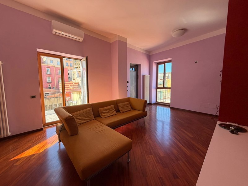 Quadrilocale in Affitto a Pozzuoli, 3'000&euro;, 130 m², arredato