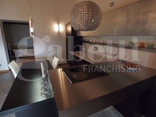 Quadrilocale in Affitto a Belfiore, 1'100&euro;, 120 m², arredato