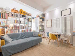 Bilocale in Vendita a Bologna, 245'000&euro;, 46 m², arredato